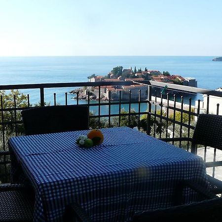Guest House Zivkovic Sveti Stefan Bilik gambar