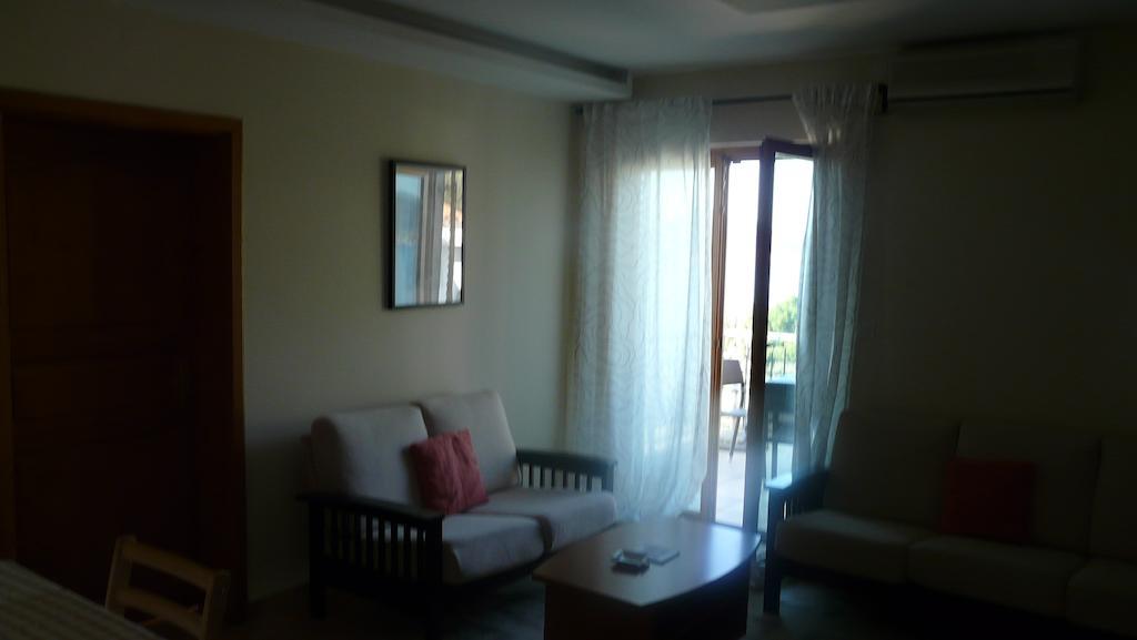 Guest House Zivkovic Sveti Stefan Luaran gambar
